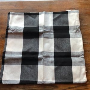 FARMHOUSE -Two black and cream pillow cases